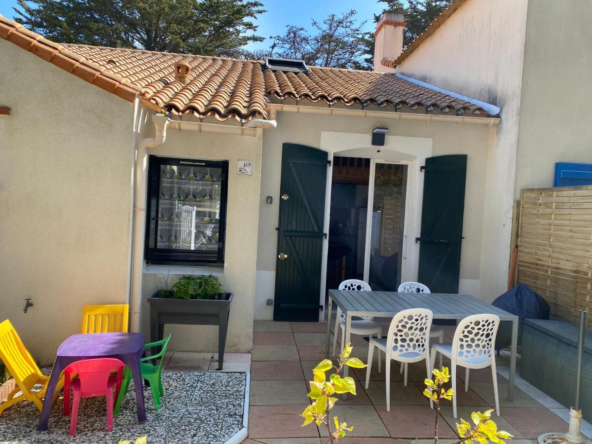 Maison Dans Les Dunes Barbâtre Esterno foto